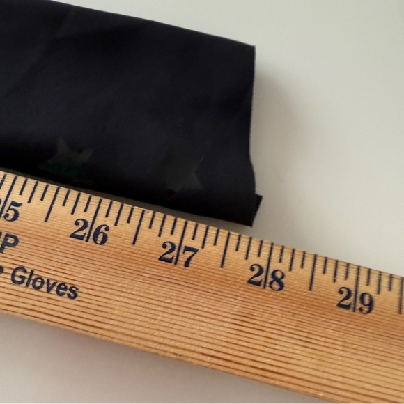 ULTRA COR Black Leggings with Star Detail down the leg - Medium - Picture 4 of 6